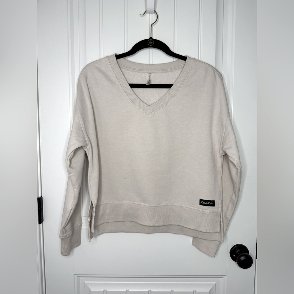 Calvin Klein Crewneck Pullover - Cream / Off-white / Tan